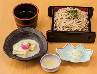 湯波さしそば・うどん（ドリンクバー付き）